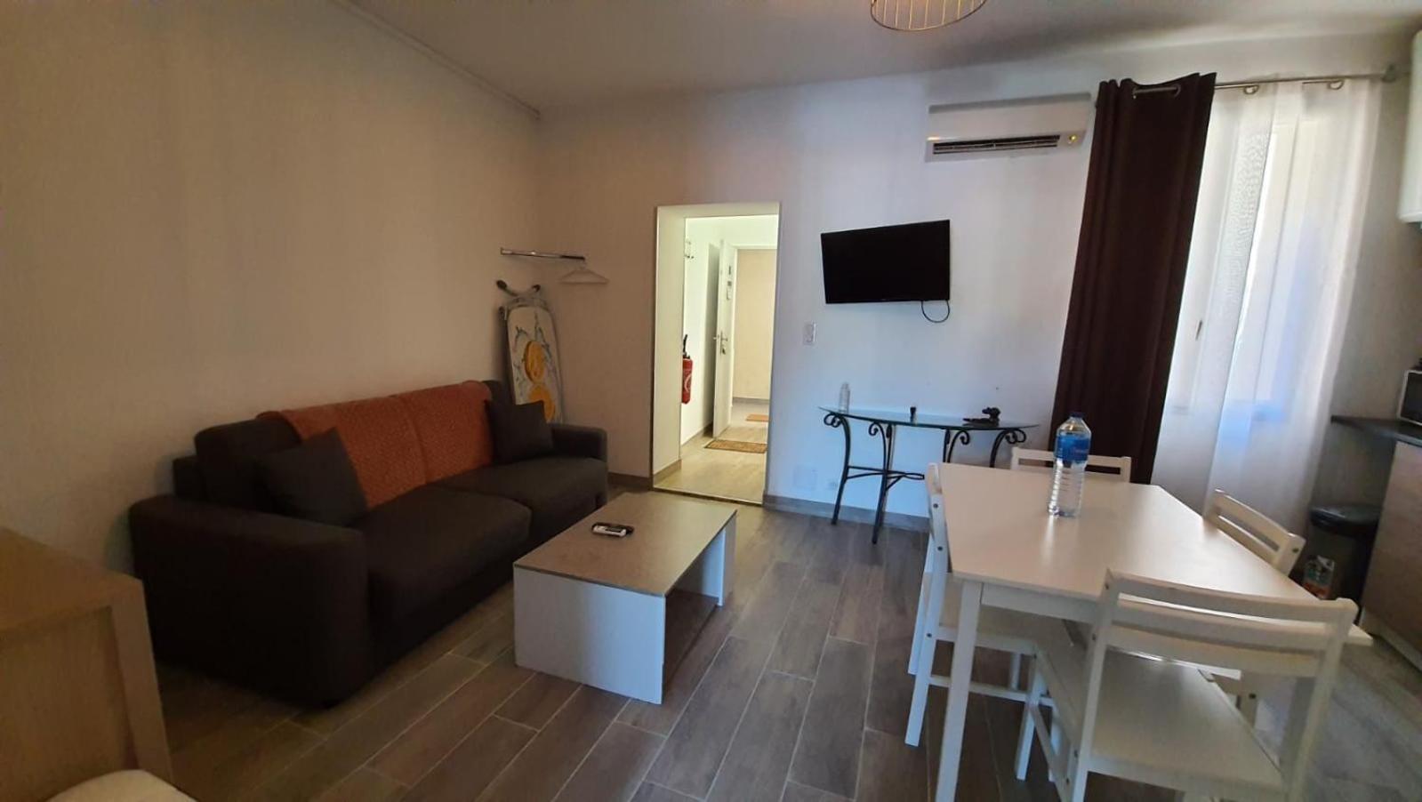 L'Escale Hotell Bonifacio  Exteriör bild
