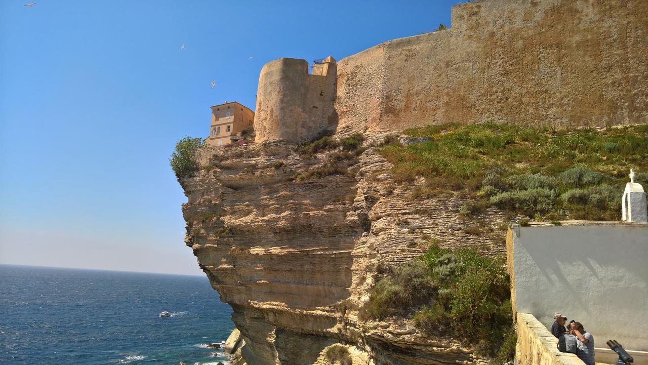 L'Escale Hotell Bonifacio  Exteriör bild