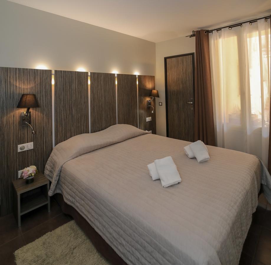 L'Escale Hotell Bonifacio  Exteriör bild