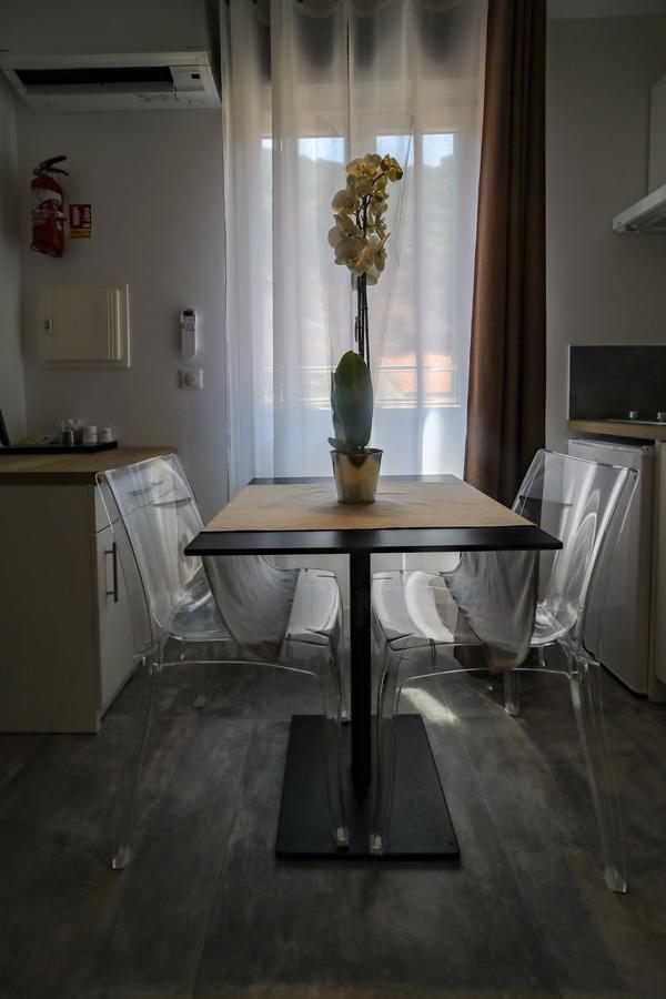 L'Escale Hotell Bonifacio  Exteriör bild