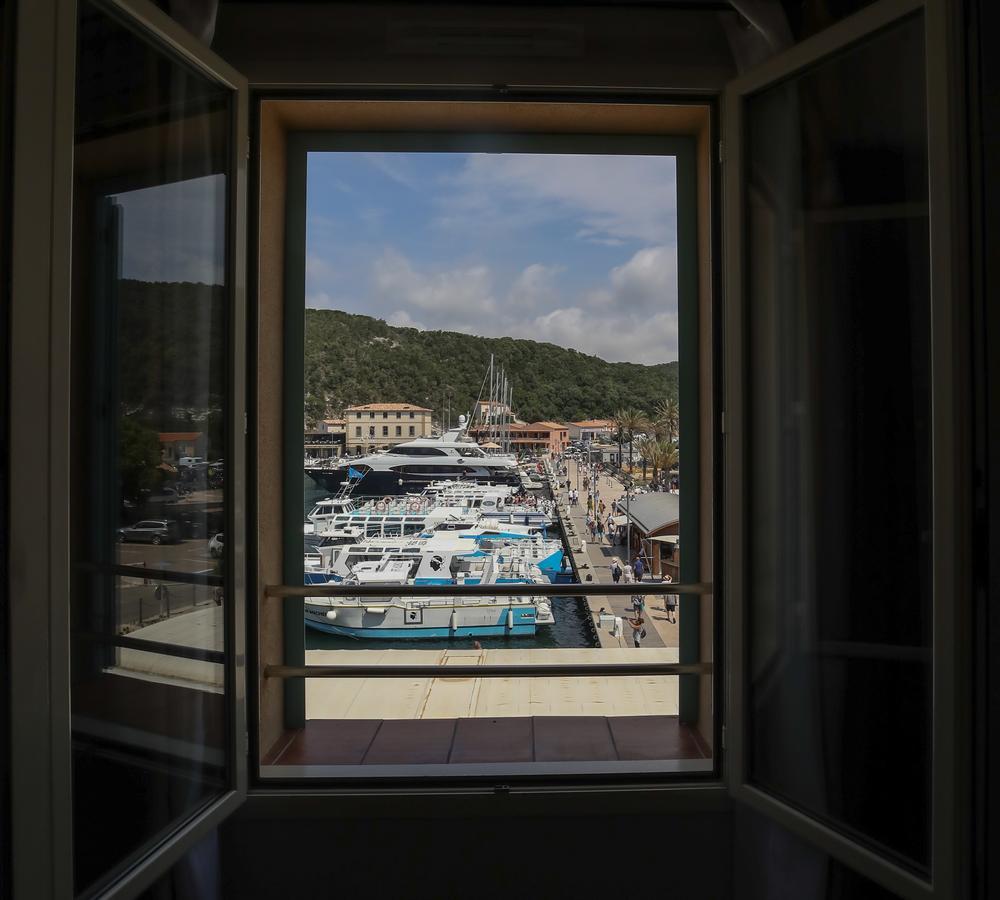 L'Escale Hotell Bonifacio  Exteriör bild