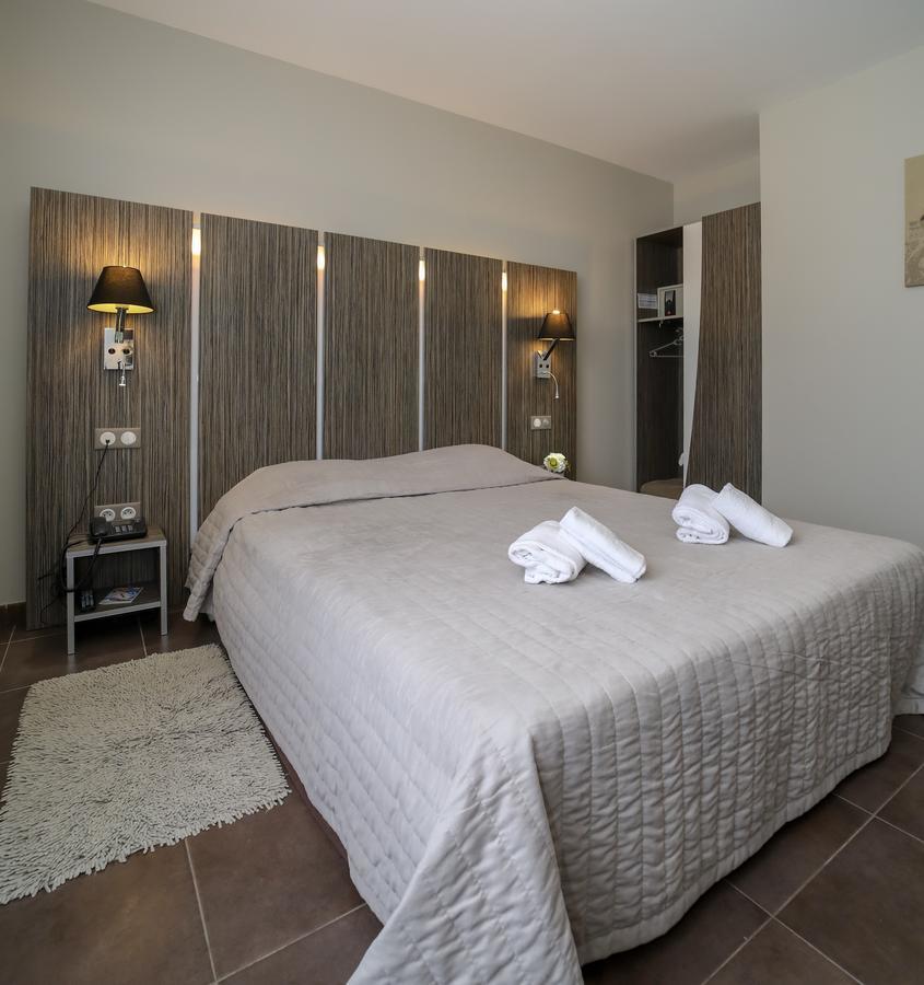 L'Escale Hotell Bonifacio  Exteriör bild